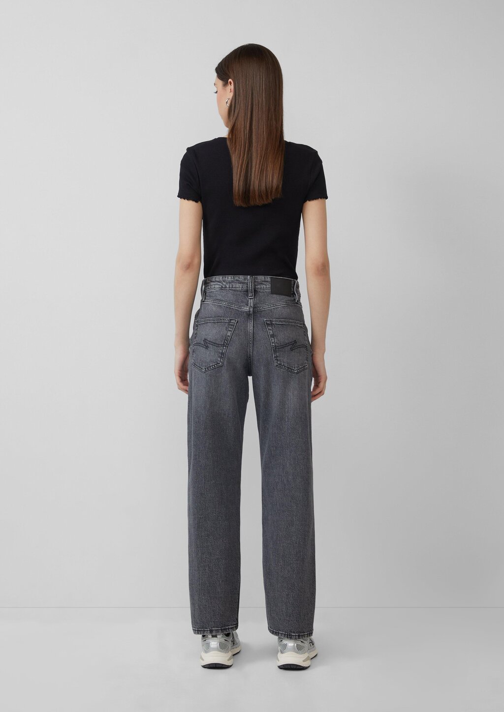 Unisex Jeans / Loose Fit / Mid Rise / Straight Leg / INCH Sizes