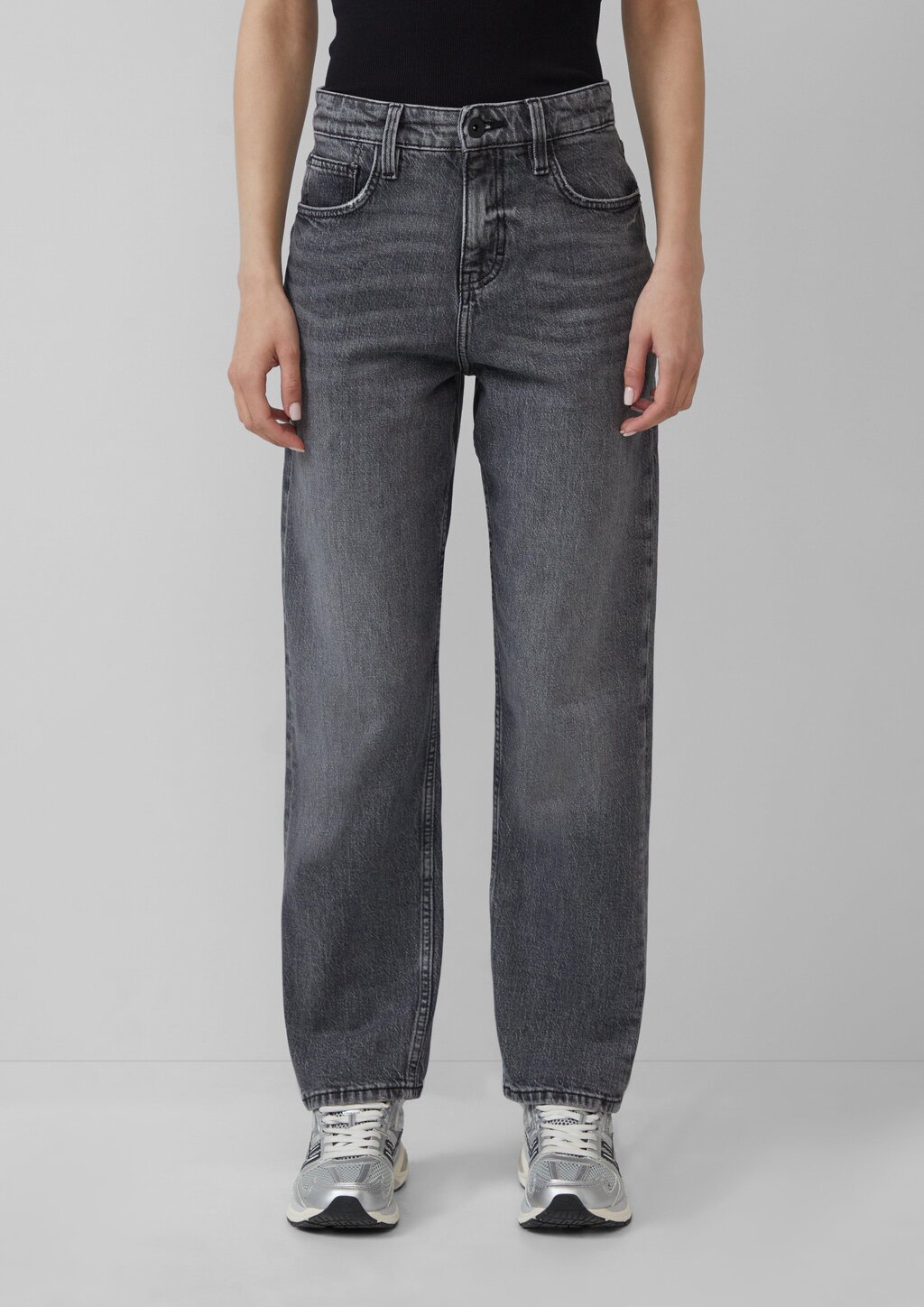 Unisex Jeans / Loose Fit / Mid Rise / Straight Leg / INCH Sizes