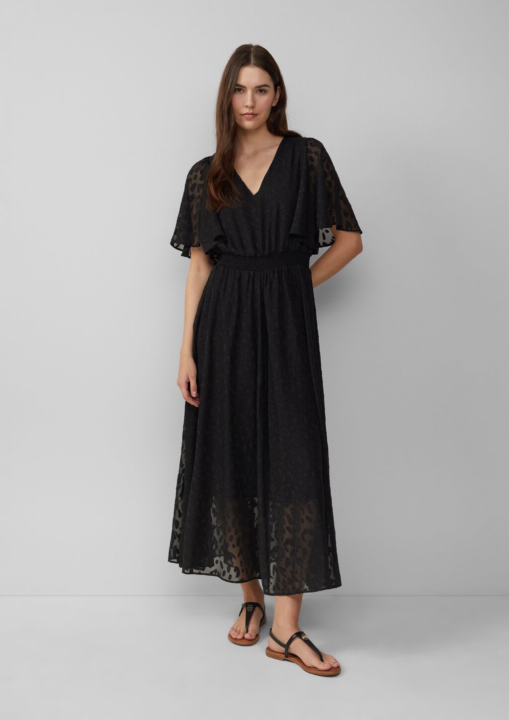 Festliches Maxikleid aus Struktur-Chiffon mit gesmokter Taille