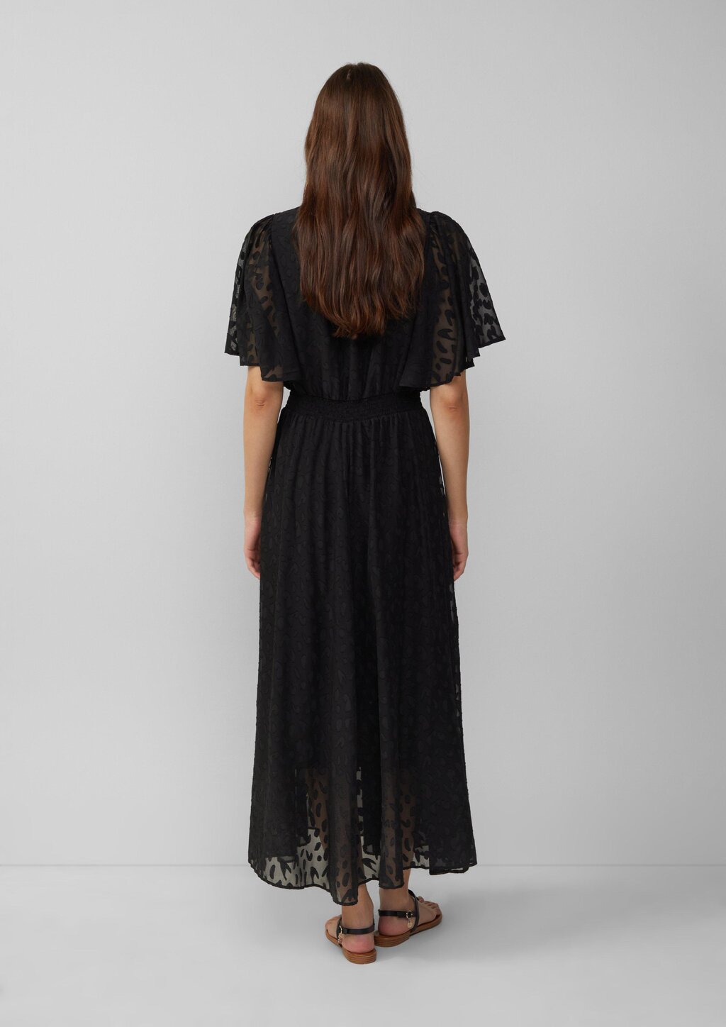 Festliches Maxikleid aus Struktur-Chiffon mit gesmokter Taille