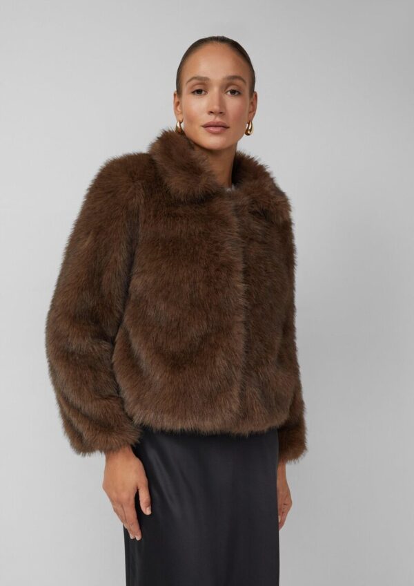 Gefütterte Jacke aus Webpelz