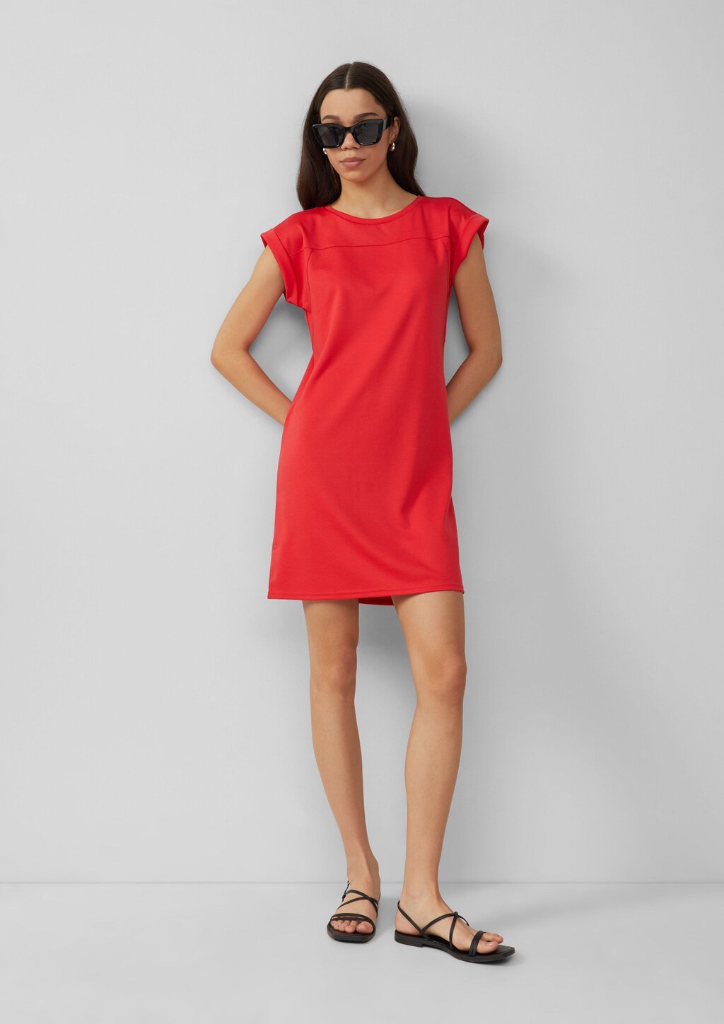 Kurzes Kleid aus Interlockjersey