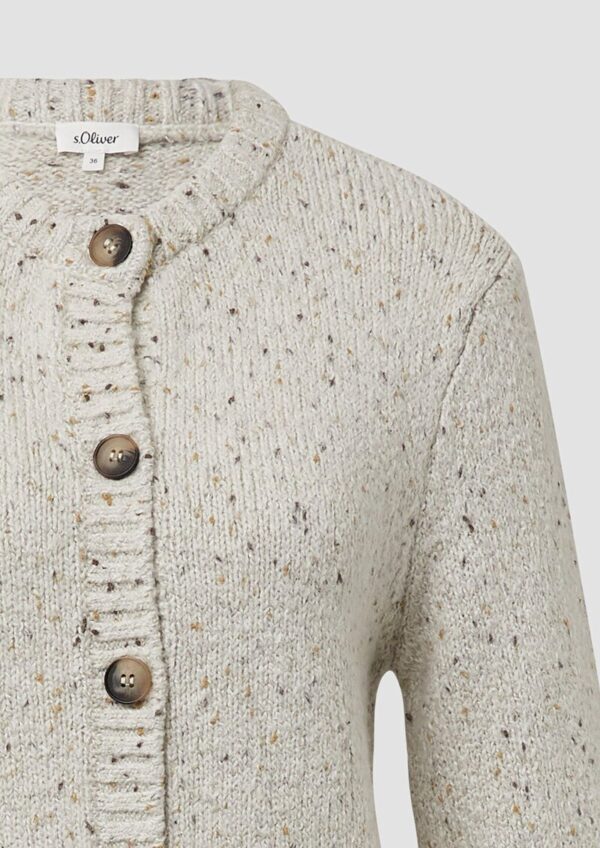 Kurze Strickjacke aus Baumwollmix mit Knopfleiste