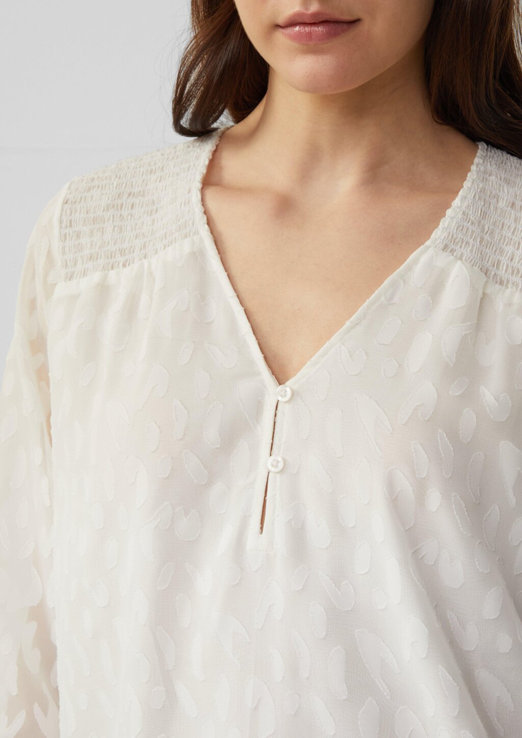 Bluse aus Struktur-Chiffon im Relaxed Fit