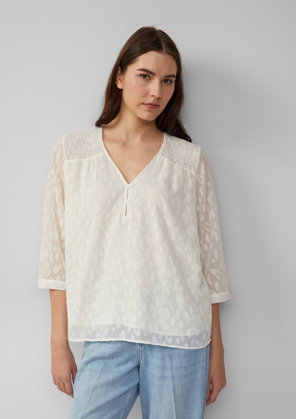 Bluse aus Struktur-Chiffon im Relaxed Fit