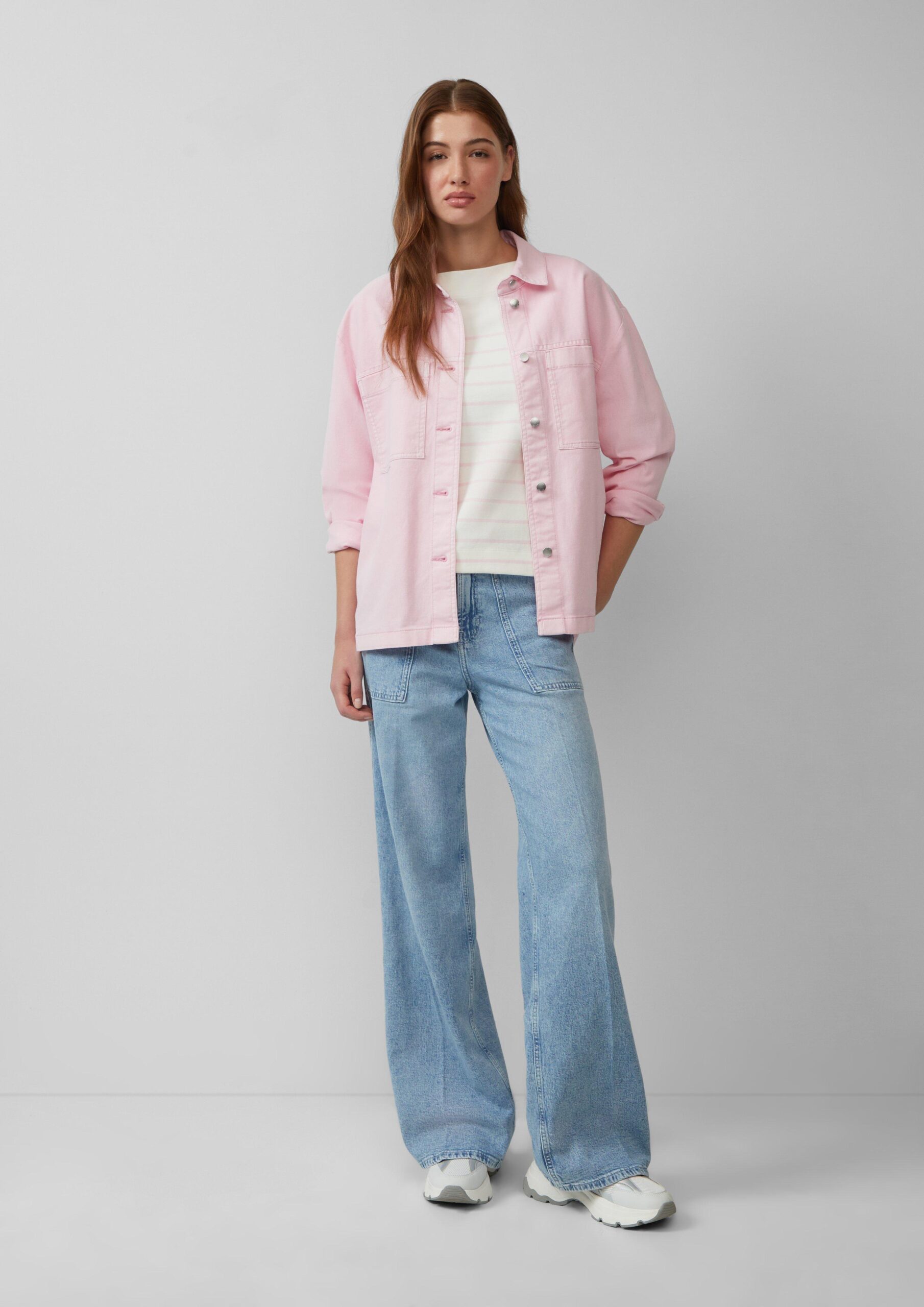 Geringeltes Sweatshirt mit U-Boot-Ausschnitt