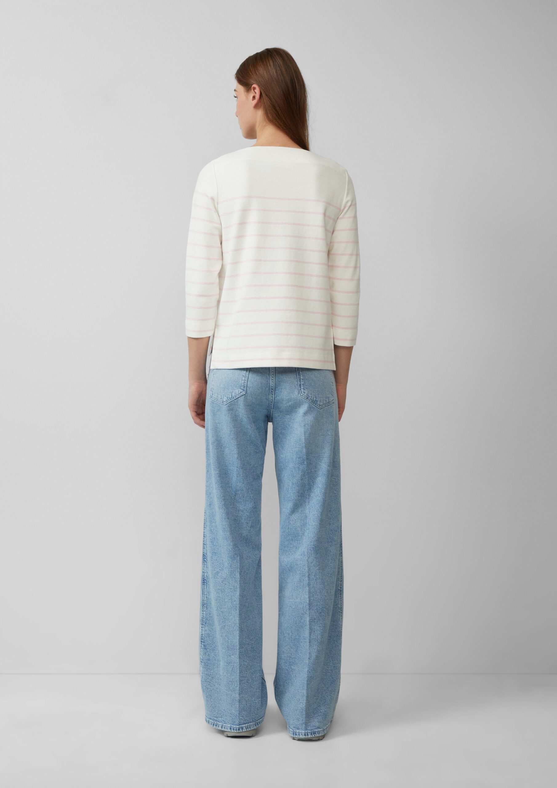 Geringeltes Sweatshirt mit U-Boot-Ausschnitt