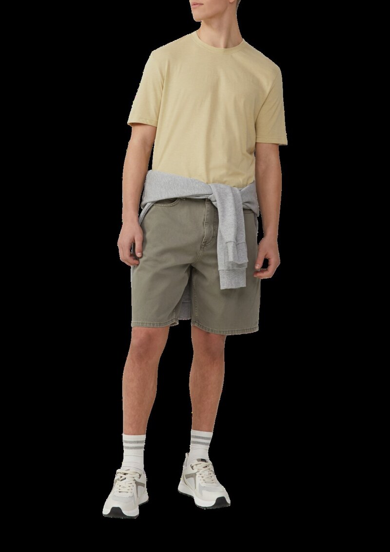 Meliertes T-Shirt mit Layering-Detail am Kragen