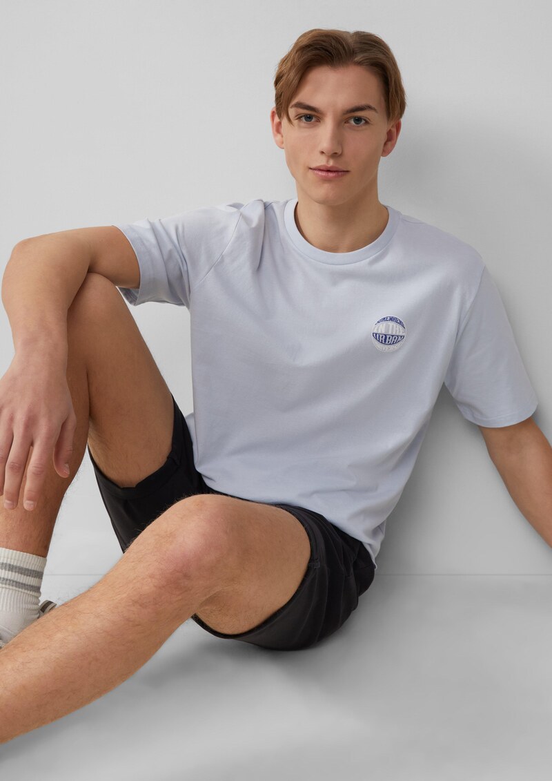 T-Shirt mit kleinem Print