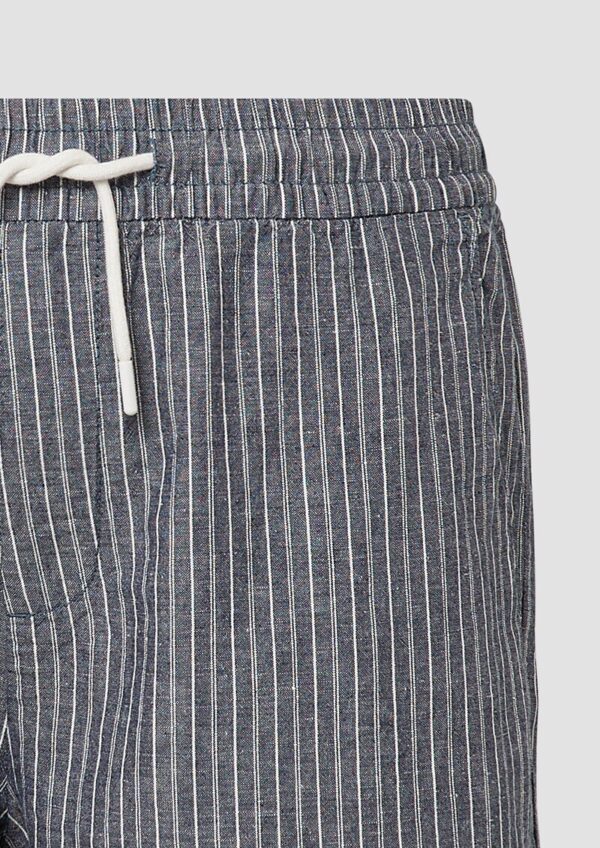 Gestreifte Shorts aus Leinenmix