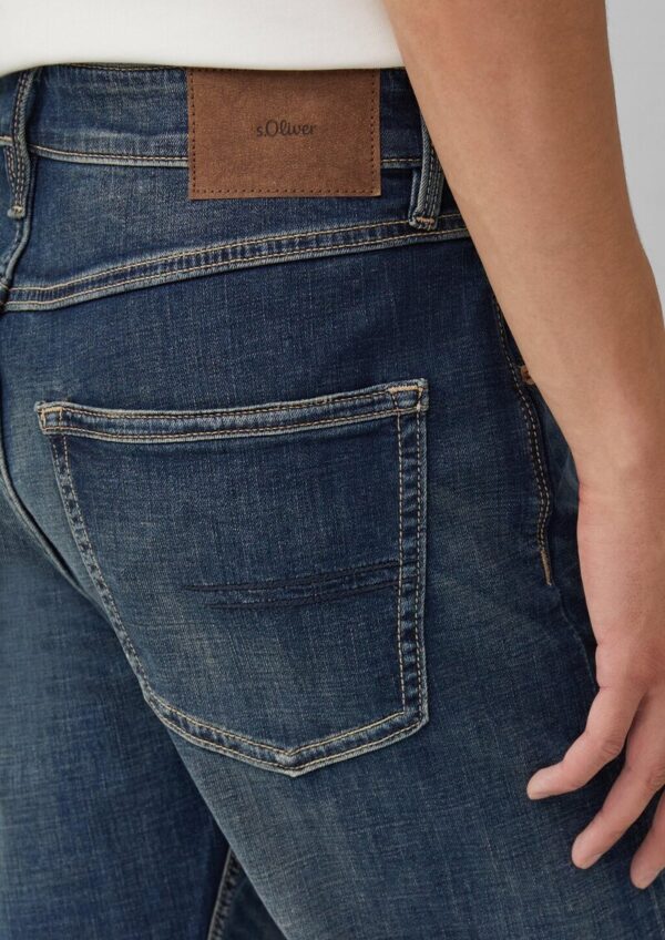 Jeans Benito / Regular Fit / Mid Rise / Straight Leg