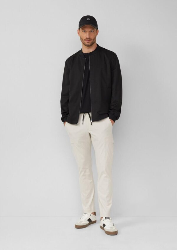 Sportive Jogpants mit Cargo-Taschen aus elastischem Jersey