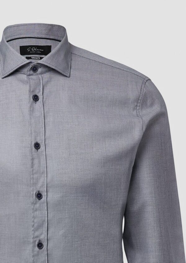 Tailored Fit: Langarmhemd mit feiner Webstruktur