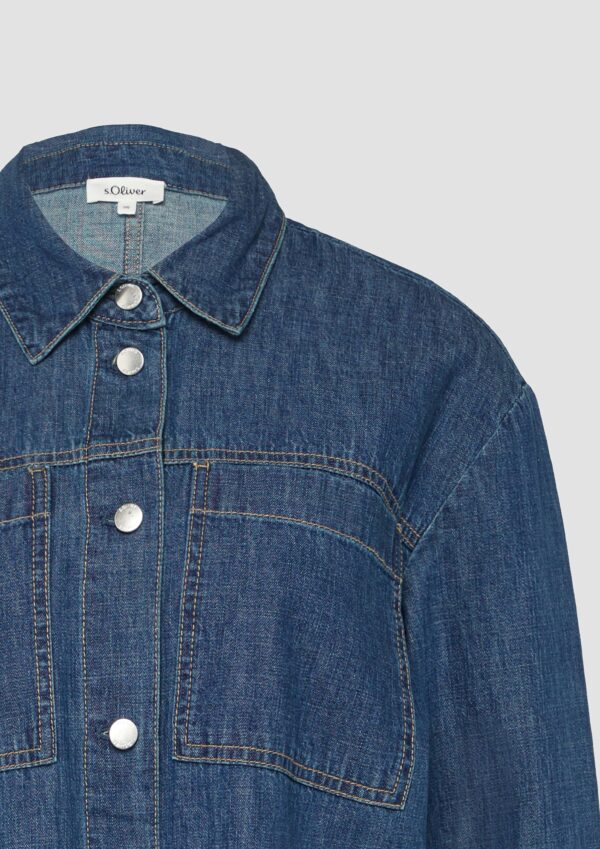 Jeans-Overshirt mit Knopfleiste und aufgesetzten Taschen