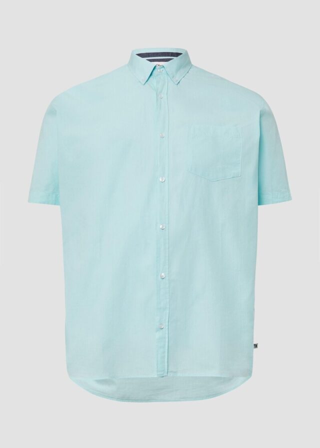 Regular Fit: Kurzarmhemd mit Struktur-Streifen und Button-Down-Kragen