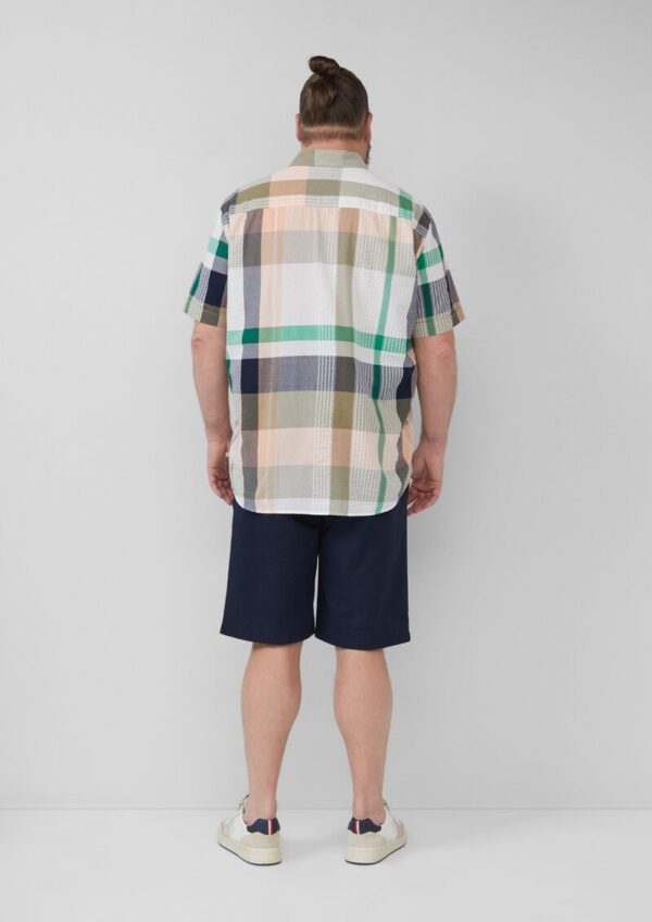 Regular Fit: Strukturiertes Kurzarmhemd mit Kentkragen