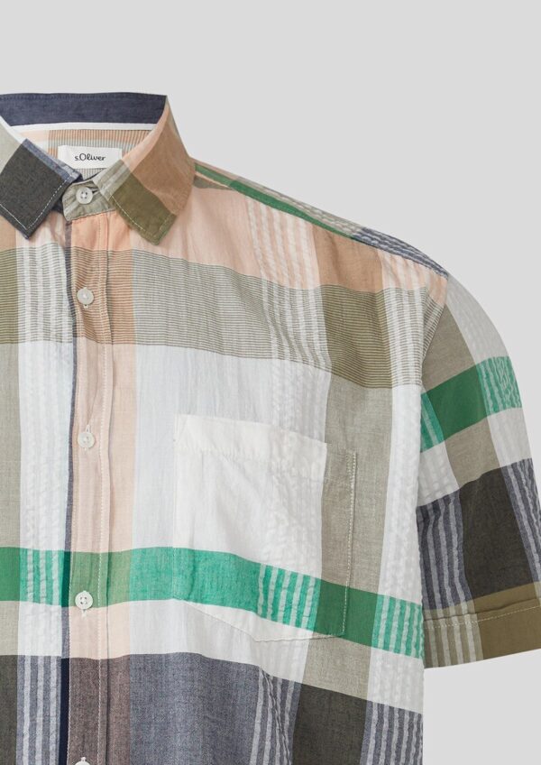 Regular Fit: Strukturiertes Kurzarmhemd mit Kentkragen