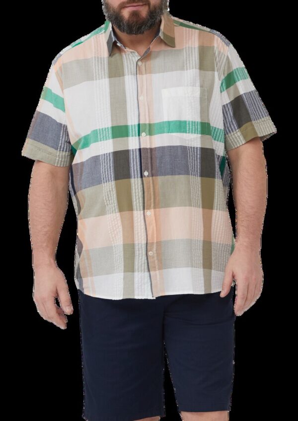 Regular Fit: Strukturiertes Kurzarmhemd mit Kentkragen