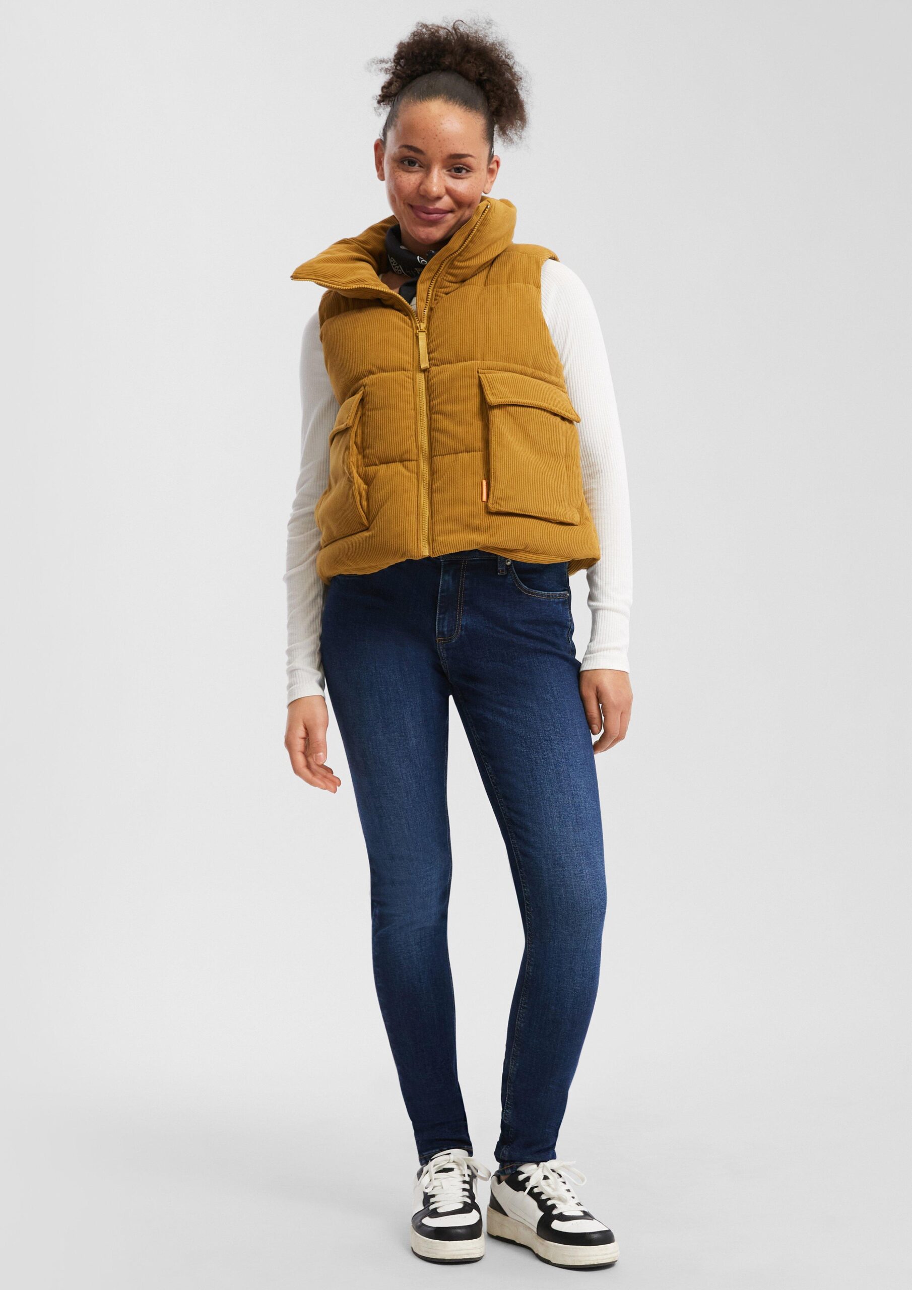 Outdoor-Weste aus Cord