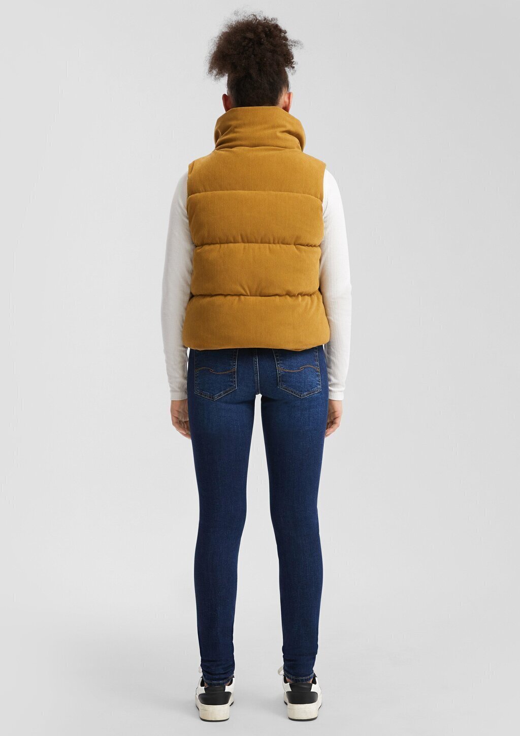 Outdoor-Weste aus Cord