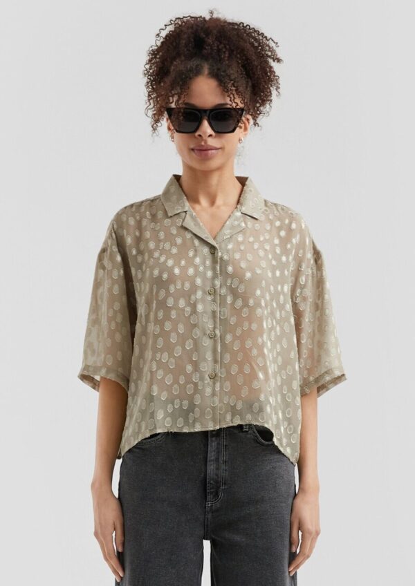 Verkürzte leicht transparente Bluse