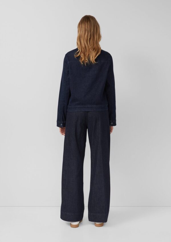 Elastische Denimjacke mit Pattentaschen im Relaxed Fit