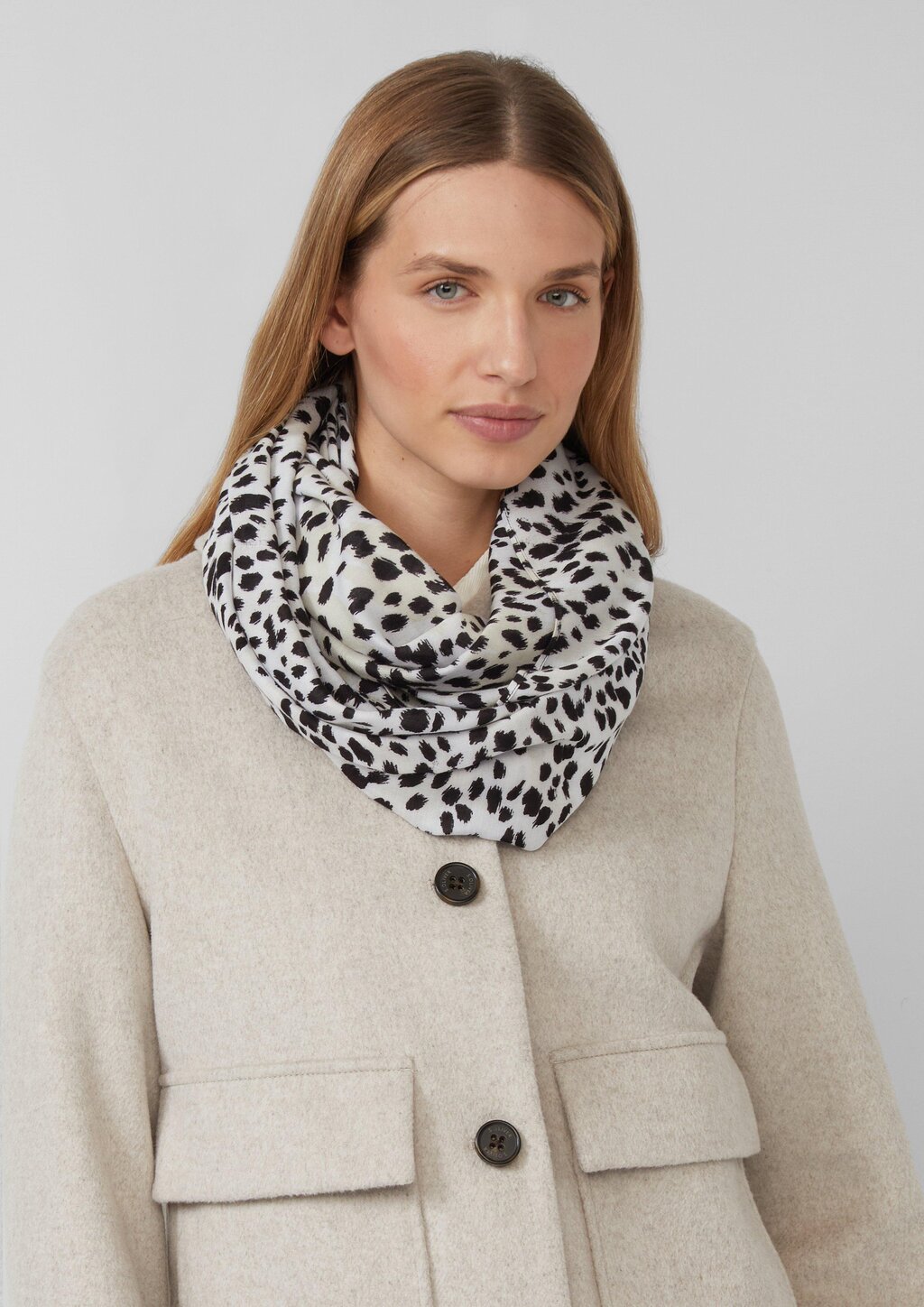 Snood mit Leo-Print