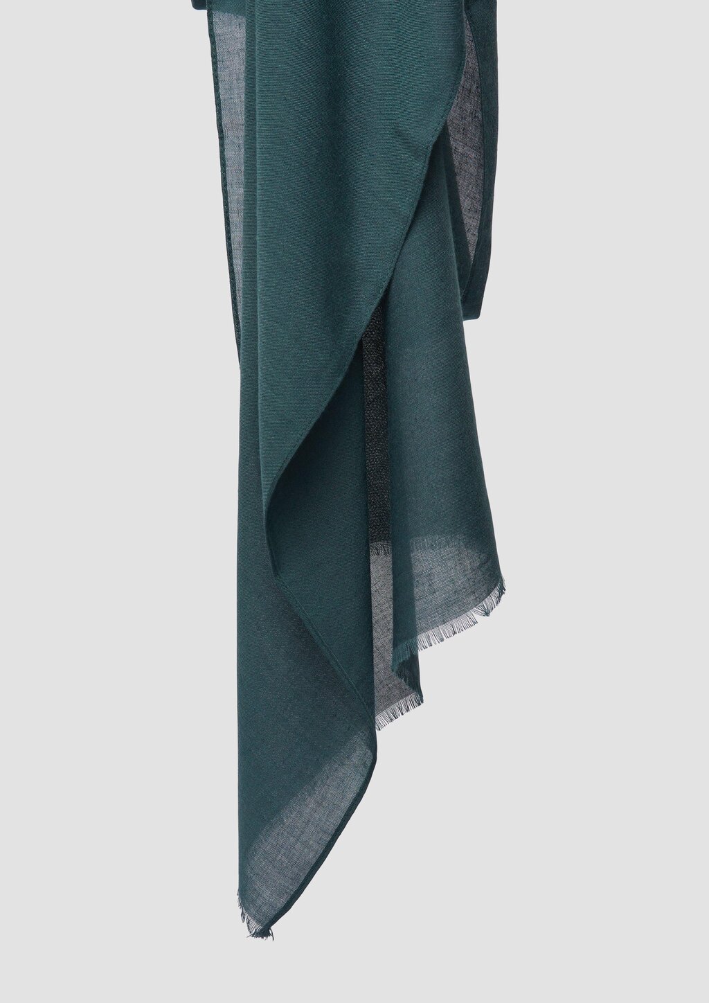 Leichter Schal aus Viskosemix