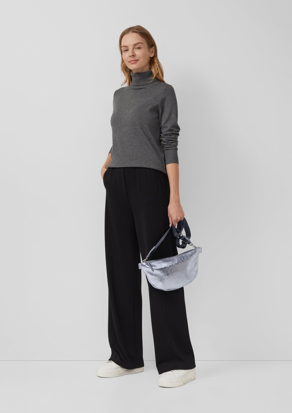 Rollkragenpullover aus Viskosemix