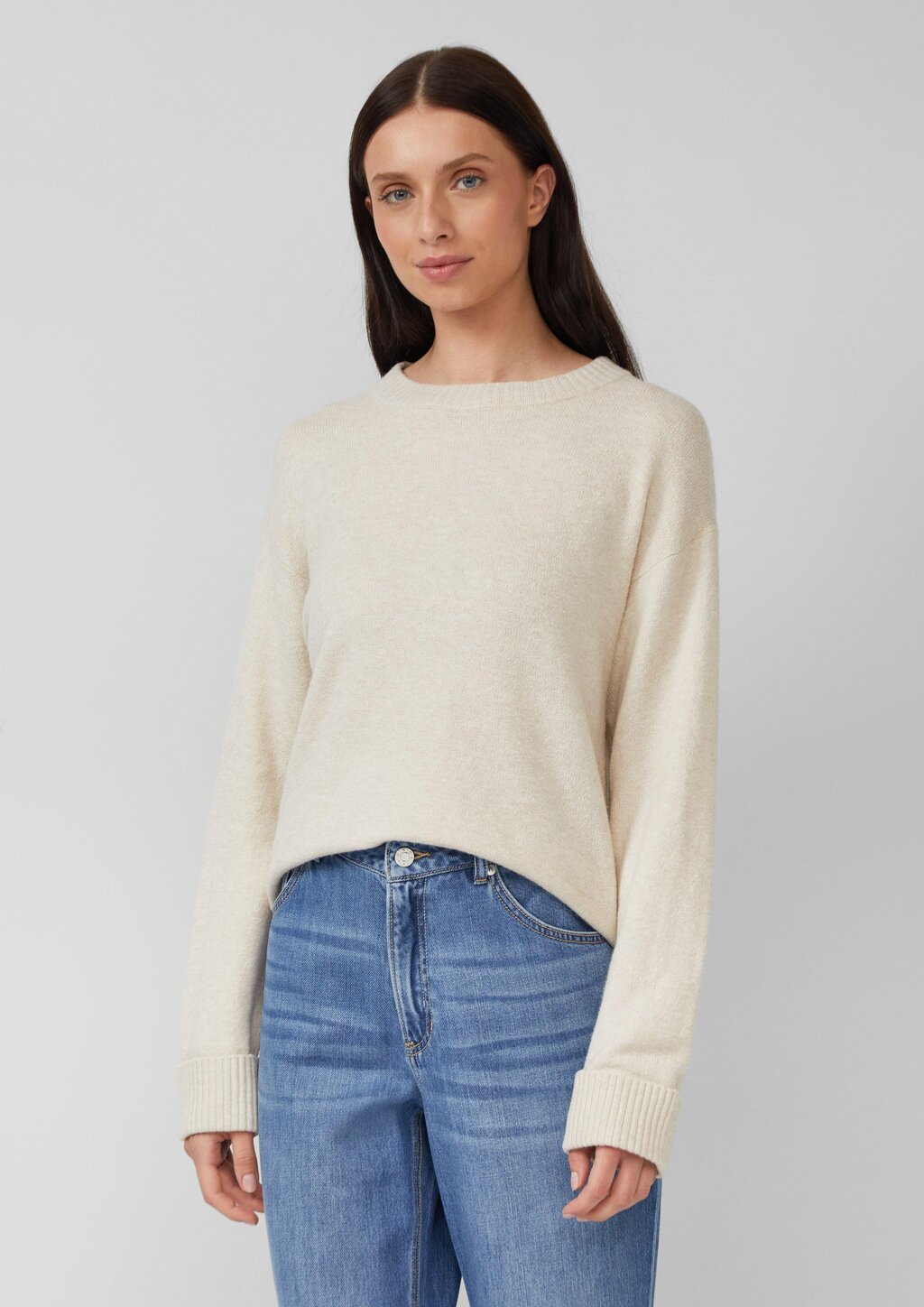 Weicher Strickpullover mit Ärmelaufschlag