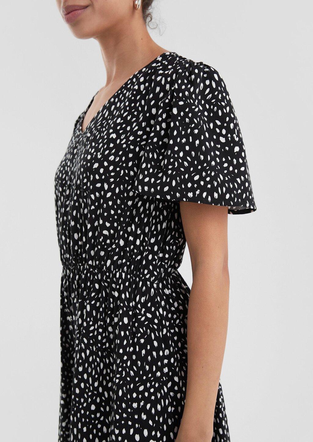 Viskosekleid mit All-over-Print