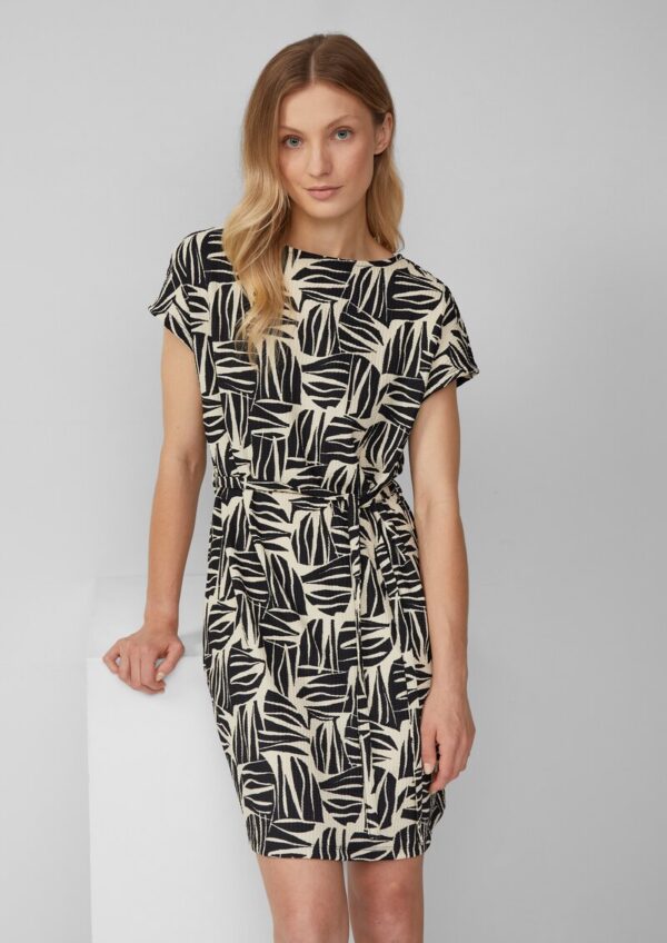 Strukturiertes Jerseykleid im Relaxed Fit mit Bindegürtel