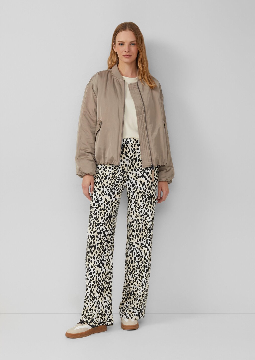 Strukturierte Wide-Leg-Hose im Relaxed Fit mit All-over-Muster