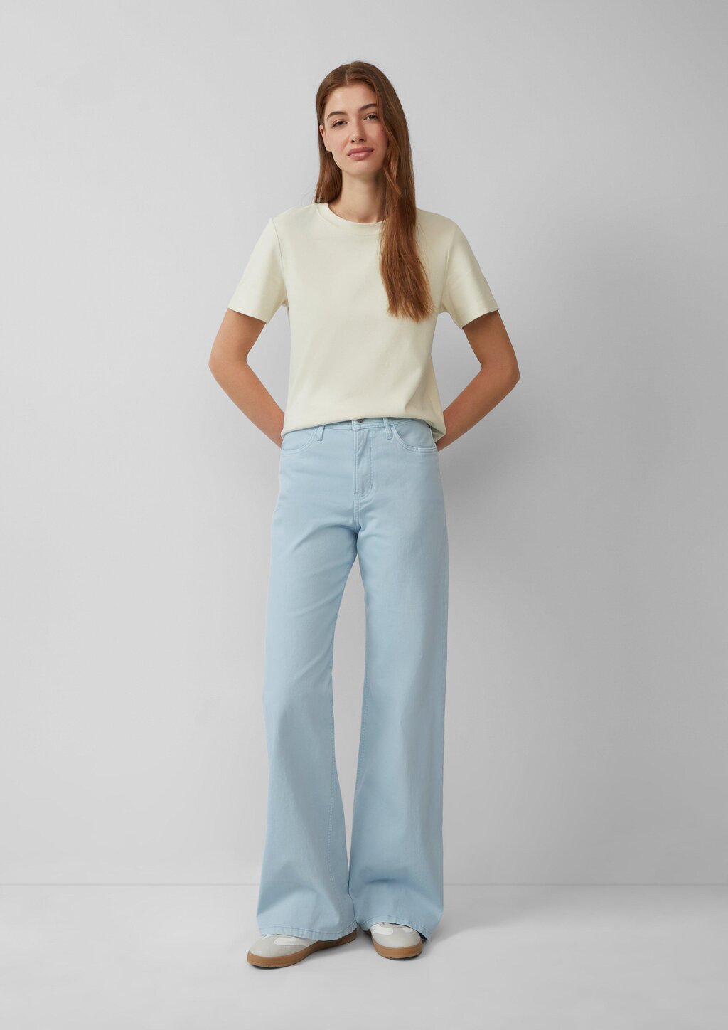 Jeans Suri / Regular Fit / High Rise / Wide Leg