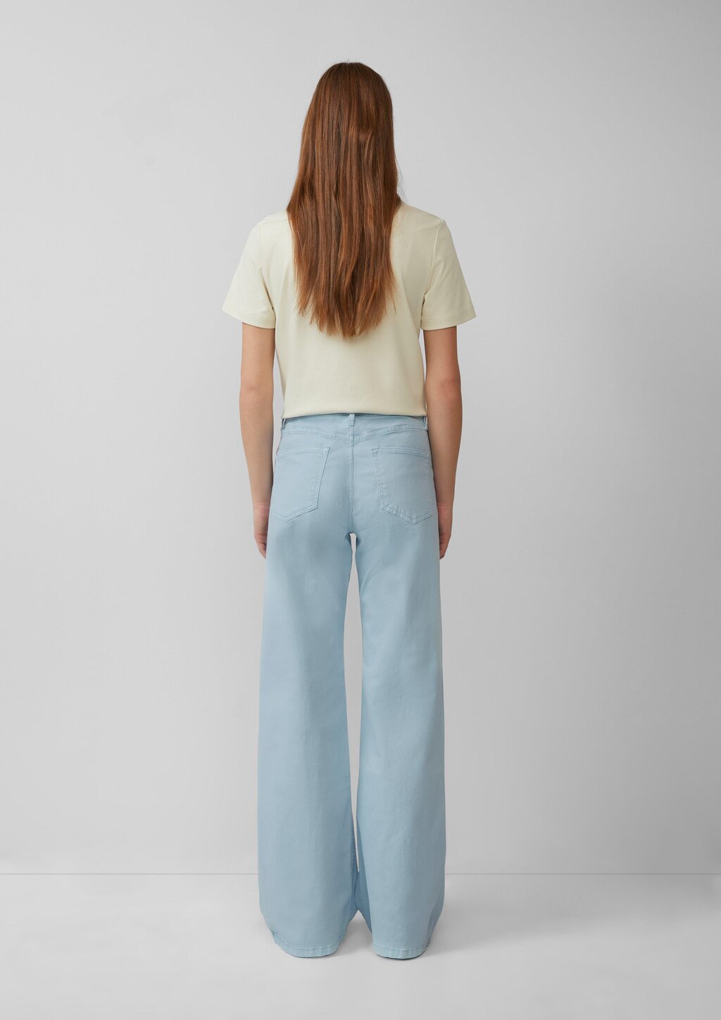 Jeans Suri / Regular Fit / High Rise / Wide Leg