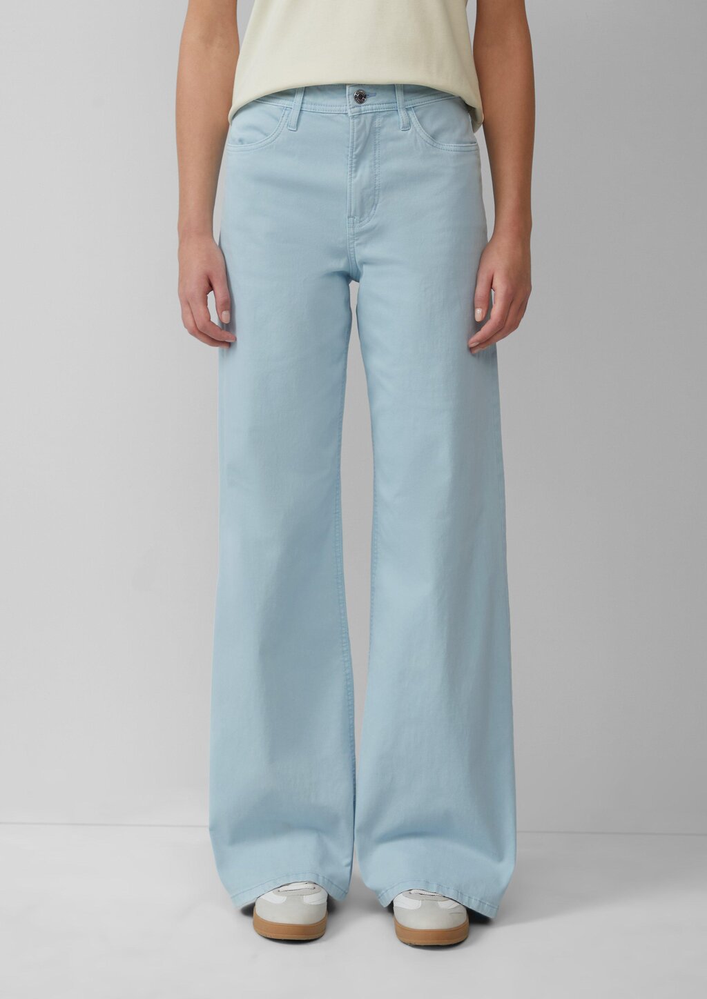 Jeans Suri / Regular Fit / High Rise / Wide Leg