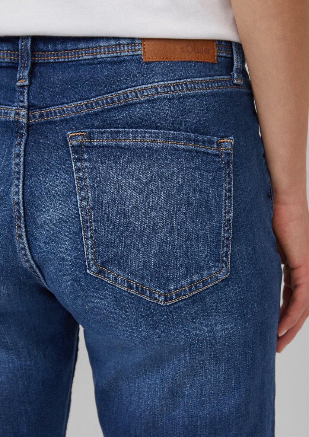 Jeans Karolin / Regular Fit / Mid Rise / Straight Leg / Doppelbund-Optik