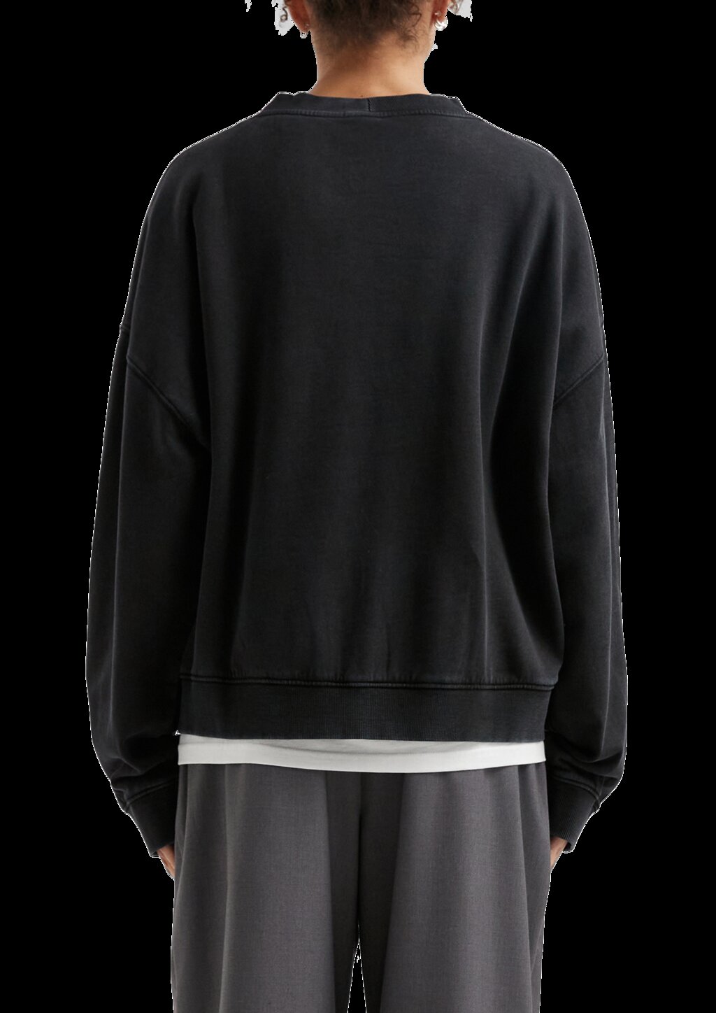 Gewaschenes Sweatshirt mit kleiner Stickerei