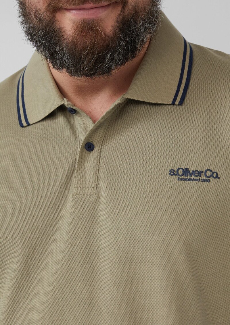 Piqué-Poloshirt mit Kontrastdetails und Logo