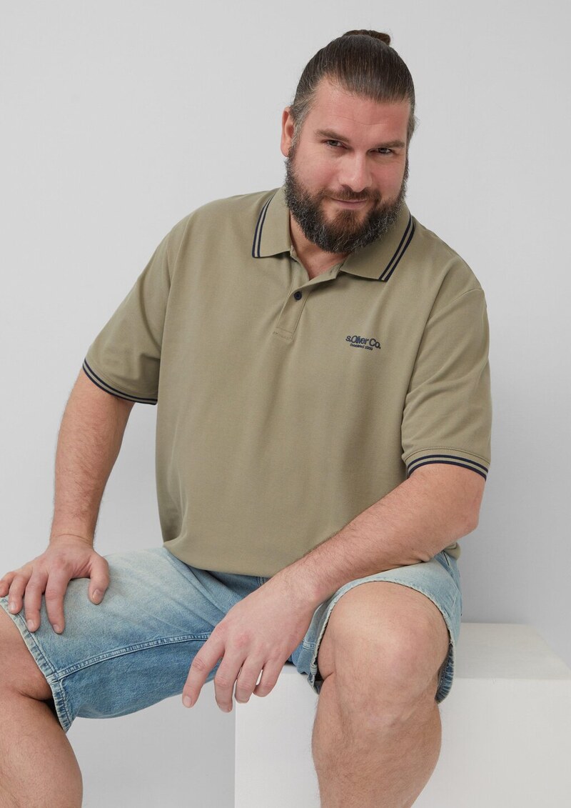 Piqué-Poloshirt mit Kontrastdetails und Logo