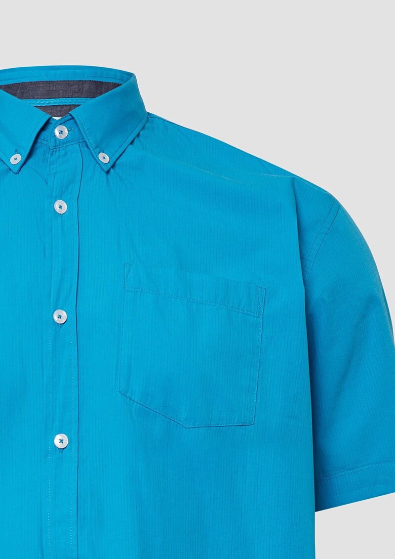 Regular Fit: Kurzarmhemd mit Struktur-Streifen und Button-Down-Kragen