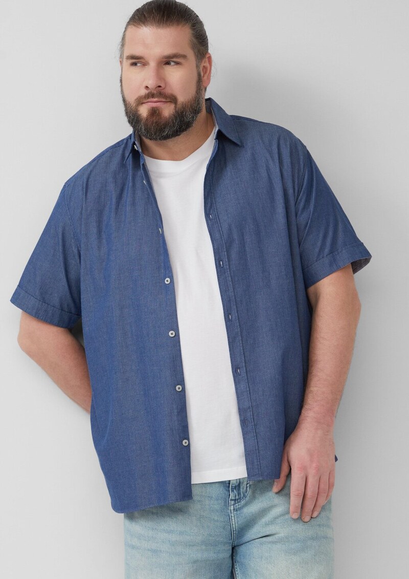 Regular Fit: Strukturiertes Kurzarmhemd aus Baumwolle mit Kentkragen