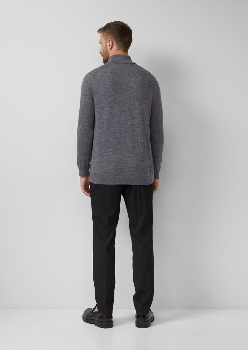 Strickpullover aus reiner Merinowolle mit Troyer-Kragen