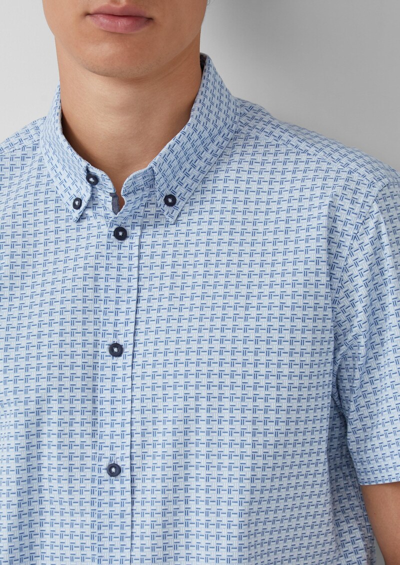 Regular Fit: Gemustertes Kurzarmhemd aus Baumwolle mit Button-Down-Kragen