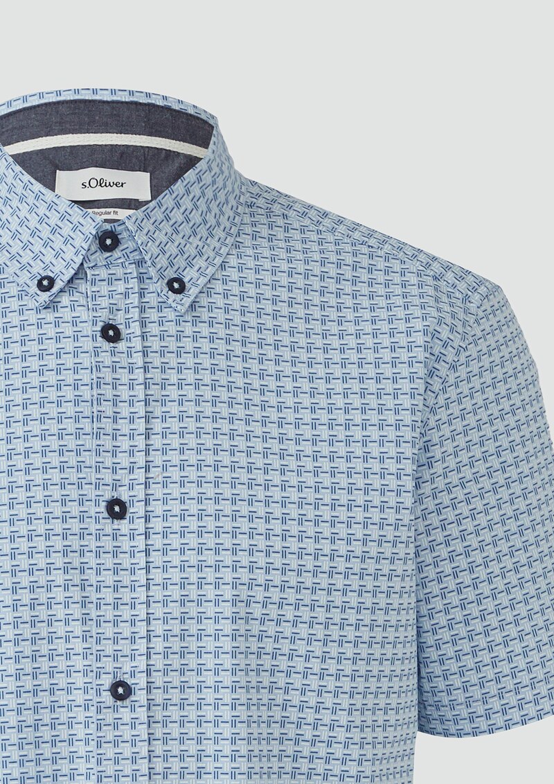 Regular Fit: Gemustertes Kurzarmhemd aus Baumwolle mit Button-Down-Kragen
