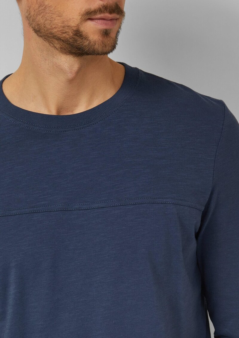 Flammgarn-Longsleeve mit Teilungsnaht und Label-Patch