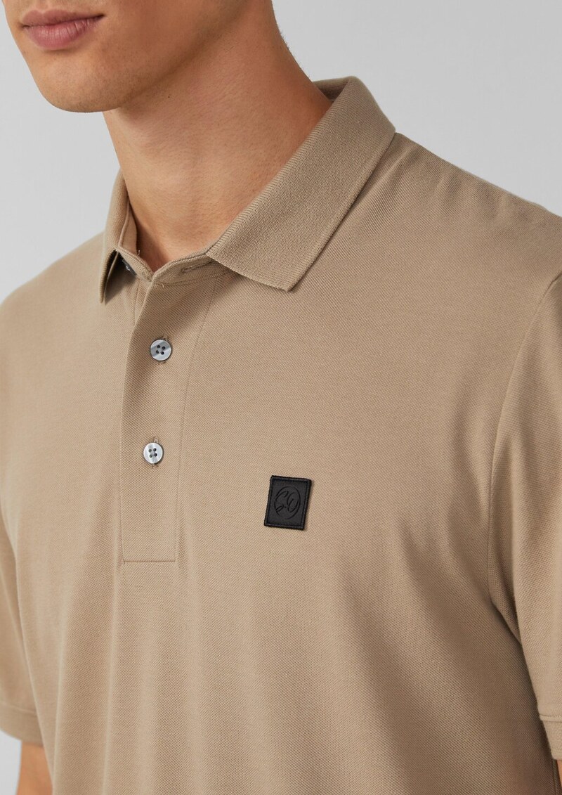 Poloshirt aus Baumwollstretch mit Label-Patch