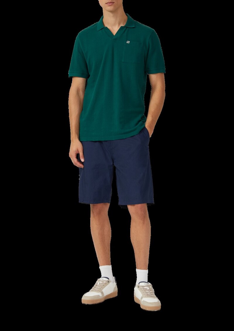 Poloshirt mit Struktur-Streifen und offenem Kragen