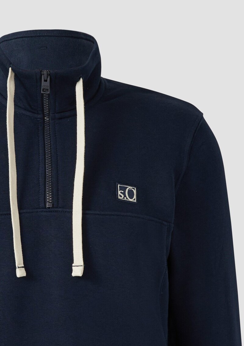 Sweatshirt mit Eingrifftaschen und Label-Patch