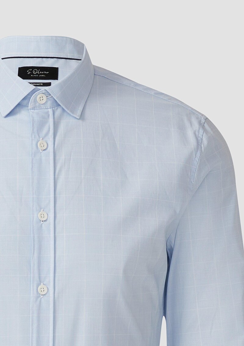 Tailored Fit: Fein kariertes Langarmhemd aus Baumwollstretch